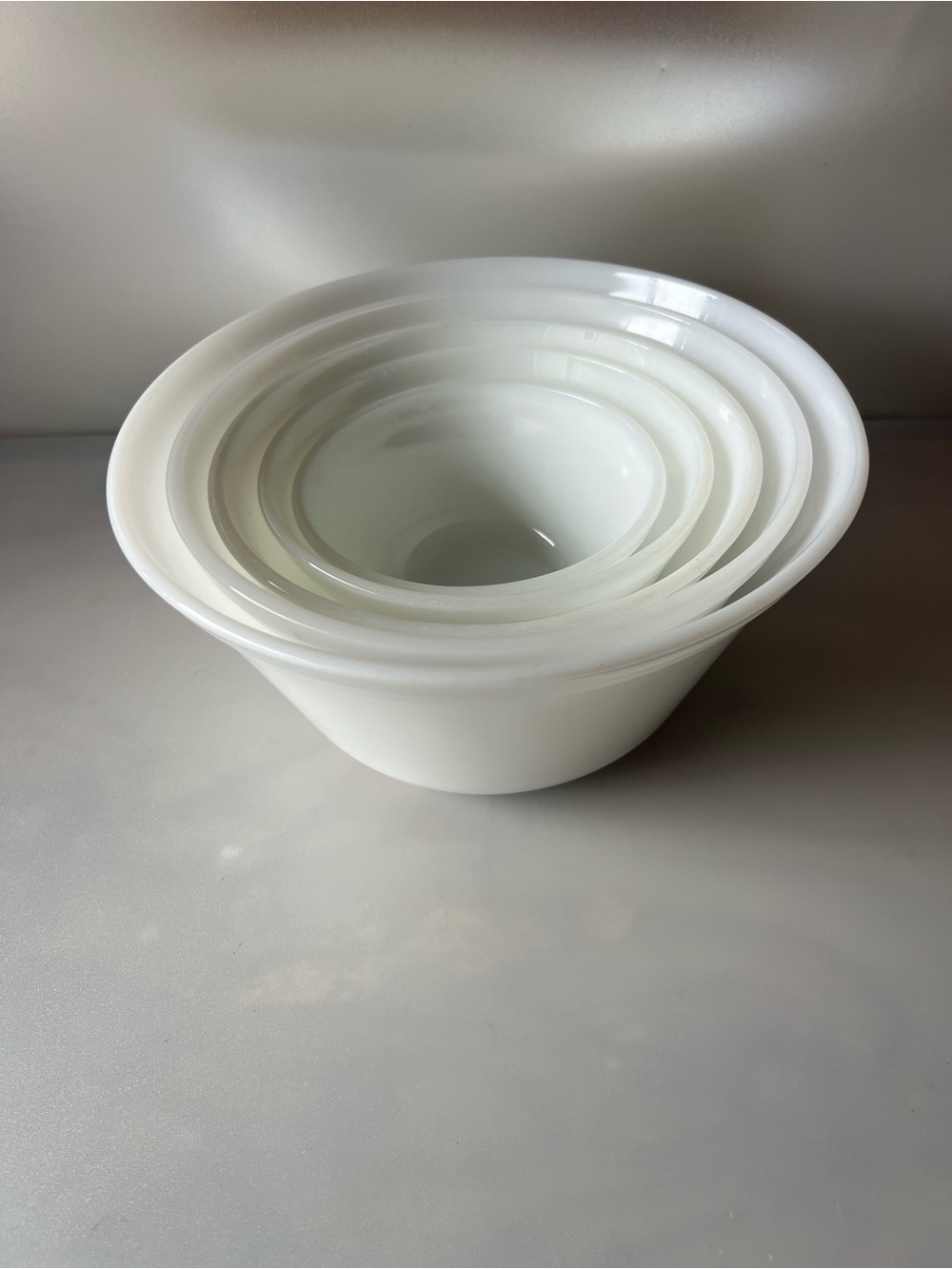 5 FEDERAL GLASS White Mixing Bowls